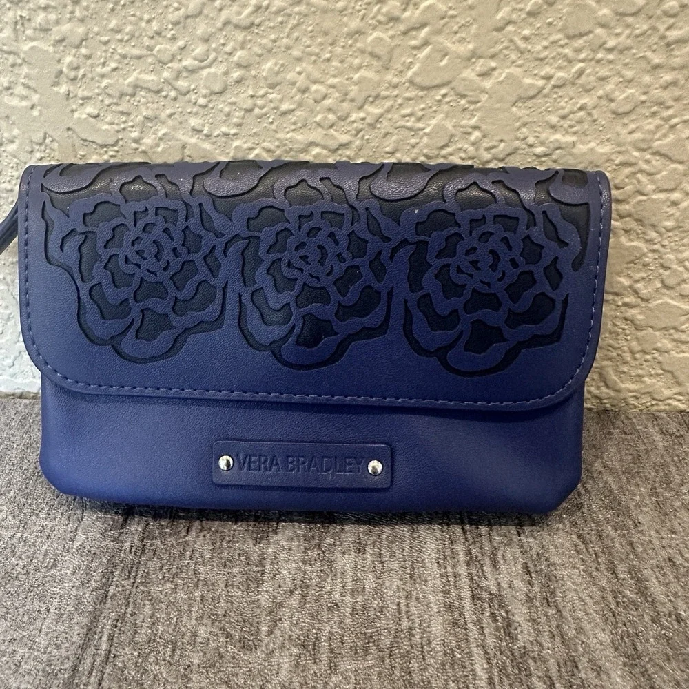 Vera Bradley Laser- Cut Snap & Zip Case Wallet in Navy Katalina Lace